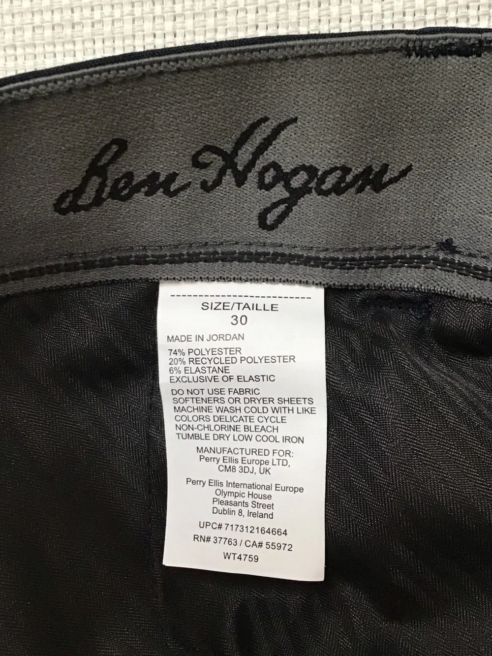 Ben Hogan Men's Navy Flat-Front Shorts Size 30 Waist NWT